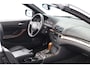 BMW 3-Serie Cabrio 323Ci Executive/ 6-Cil./ Windscherm/ Xenon/ Leder+Stoelverwarm./ Trekhaak/ Bluetooth/ Elek.+Memory Stoelen/ Clima/ Cruise/ 17''LMV/ Leder Multi-Stuur/ PDC/ Armsteun