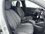 Peugeot 208 1.2 Hybrid 100 e-DCS6 Allure | 1ste eigenaar | Navigatie | Dodehoekdetectie | Camera | Lichtmetalen velgen |