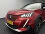Peugeot e-2008 EV GT Pack 50 kWh 3-Fase SOH 97% | 3D i-Cockpit | Adaptive Cruise | Camera | Full-Led | Sfeerverlichting