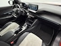 Peugeot e-2008 EV GT Pack 50 kWh 3-Fase SOH 97% | 3D i-Cockpit | Adaptive Cruise | Camera | Full-Led | Sfeerverlichting