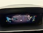 Peugeot e-2008 EV GT Pack 50 kWh 3-Fase SOH 97% | 3D i-Cockpit | Adaptive Cruise | Camera | Full-Led | Sfeerverlichting