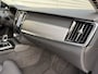 Volvo V90 T8 AWD 455pk Ultra Dark Panorama dak / HUD / 360 camera / Stoel/- stuurverwarming /