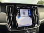 Volvo V90 T8 AWD 455pk Ultra Dark Panorama dak / HUD / 360 camera / Stoel/- stuurverwarming /
