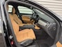 Volvo S90 T4 Momentum+ / dodehoekdetectie / Adaptieve cruise control / stoel- en stuurverwarming /