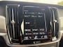 Volvo S90 T4 Momentum+ / dodehoekdetectie / Adaptieve cruise control / stoel- en stuurverwarming /