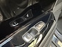 Kia Niro EV e-Niro ExecutiveLine 64 kWh Full options | Stoelverwarming + verkoeling | Navigatie / Carplay | Dodehoekdetectie | Memory seat
