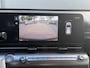 Hyundai Kona 1.6 GDI HEV Comfort Afneembare Trekhaak / 1100 kg Trekgewicht / 1e Eigenaar / Hybride / Automaat / Adaptieve cruise control / Achteruitrijcamera / Parkeersensoren / Navigatiesysteem / Apple CarPlay & Android Auto / Climate control / 16 inch lichtmetalen velgen / Lane assist / Highway Driving Assist / LED-dagrijverlichting / Regensensor / Schakelpaddles / Hyundai Bluelink / Multifunctioneel stuurwiel
