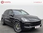 Porsche Cayenne 3.0 E-Hybrid Sport Chrono Dealer Auto! Panoramadak Trekhaak 3500kg | BOSE | PDLS | Achteruitrijcamera | Leer | Stoelverwarming