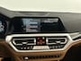 BMW 3-Serie 330e 292PK High Exe. Schuif-kanteldak/Leder/M-sport-stoelen