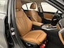BMW 3-Serie 330e 292PK High Exe. Schuif-kanteldak/Leder/M-sport-stoelen