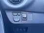 Toyota Yaris 1.5 Hybrid Bi-Tone Plus | Climate | Cruise | Panoramadak | PDC | Achteruitrijcamera | Navigatie | Bomvolle auto! | Eerste Eigenaar!!!
