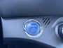 Toyota Yaris 1.5 Hybrid Bi-Tone Plus | Climate | Cruise | Panoramadak | PDC | Achteruitrijcamera | Navigatie | Bomvolle auto! | Eerste Eigenaar!!!