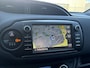 Toyota Yaris 1.5 Hybrid Bi-Tone Plus | Climate | Cruise | Panoramadak | PDC | Achteruitrijcamera | Navigatie | Bomvolle auto! | Eerste Eigenaar!!!
