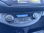 Toyota Yaris 1.5 Hybrid Bi-Tone Plus | Climate | Cruise | Panoramadak | PDC | Achteruitrijcamera | Navigatie | Bomvolle auto! | Eerste Eigenaar!!!