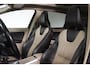 Volvo XC60 3.0 T6 AWD Momentum Panoramadak, Trekhaak, Cruise Control, Apple Carplay