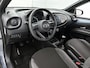 Toyota Aygo X 1.0 VVT-i MT Play | BTW voertuig | Apple CarPlay/Android Auto | Cruise Control Adaptive | achteruitrijcamera |