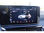 Alpine A290 GTS 220PK 52 kWh | DEVIALET AUDIO SYSTEM | DRAADLOZE TELEFOONLADER | ELEKTRISCH VERWARMBAAR STUURWIEL | 19" LICHTMETALEN VELGEN "SNOWFLAKE" NOIR BRILLIANT | ALPINE LOGO OP ZIJSCHERMEN | BREMBO REMKLAUWEN "ROUGE RACING" | ALPINE TELEMETRICS PREMIUM | NAPPA LEDEREN BEKLEDING BLUE PROFOND/GRIS EVEE MET ALPINE STIKSELS EN LOGO | MICHELIN PILOT SPORT BANDEN | ALPINE SPORT CHASSIS | GROOTLICHT ASSISTENT | DCC | ADAPTIVE CRUISE CONTROL | PARKEERNSENSOREN VOOR ACHTER EN ZIJKANT | ACHTERUITRIJ CAMERA | HANDSFREE CARD | VERWARMBARE VOORSTOELEN | WARMTEPOMP | NAVIGATIE BY "GOOGLE" | DRAADLOZE APPLE CARPLAY/ANDROID AUTO | FULL LED KOPLAMPEN MET FRANSE FLAG | PRIVACY GLASS | SFEER VERLICHTING | 3-FASE LADER | 100 KW SNELLADER |