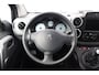 Peugeot Partner Tepee 1.2 PureTech Active/ D-Riem verv: 95.000 KM!/ Trekhaak/ Apple Carplay + Mirrorlink/ Bluetooth/ Airco/ Cruise/ Elek. pakket/ Isofix/ Dakrails/ 2x Schuifdeur.