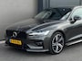 Volvo V60 2.0 B3 R-Design|2020|NAP|Camera|Navi|Stoel en stuurverw.|Elektr koffer|Lipkit|19" LMV