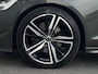 Volvo V60 2.0 B3 R-Design|2020|NAP|Camera|Navi|Stoel en stuurverw.|Elektr koffer|Lipkit|19" LMV
