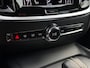Volvo V60 2.0 B3 R-Design|2020|NAP|Camera|Navi|Stoel en stuurverw.|Elektr koffer|Lipkit|19" LMV