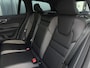 Volvo V60 2.0 B3 R-Design|2020|NAP|Camera|Navi|Stoel en stuurverw.|Elektr koffer|Lipkit|19" LMV
