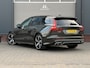 Volvo V60 2.0 B3 R-Design|2020|NAP|Camera|Navi|Stoel en stuurverw.|Elektr koffer|Lipkit|19" LMV