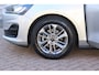 Ford Focus Wagon 1.0 EcoBoost Hybrid Titanium O.a: PDC, Trekhaak, Navi, Clima, Cruise, DAB, Etc. All-in prijs!
