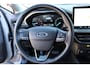 Ford Focus Wagon 1.0 EcoBoost Hybrid Titanium O.a: PDC, Trekhaak, Navi, Clima, Cruise, DAB, Etc. All-in prijs!