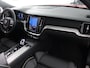 Volvo S60 2.0 B4 Plus Dark (NL-Auto / Pano / Camera / H&K / ACC / Stoel-Stuurverw. / Carplay)