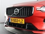 Volvo S60 2.0 B4 Plus Dark (NL-Auto / Pano / Camera / H&K / ACC / Stoel-Stuurverw. / Carplay)