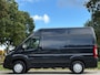 Peugeot Boxer 333 2.2 BlueHDi 120PK *Oprijplaat inklapbaar* NAP|trekhaak 2500KG|cruise|achteruitrijcamera|airco|navi|parkeersensor