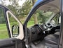 Peugeot Boxer 333 2.2 BlueHDi 120PK *Oprijplaat inklapbaar* NAP|trekhaak 2500KG|cruise|achteruitrijcamera|airco|navi|parkeersensor