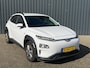 Hyundai Kona Electric EV Fashion 64 kWh | Camera | Parkeersensoren | Navigatie | Cruise Control | Stoelverwarming |