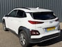 Hyundai Kona Electric EV Fashion 64 kWh | Camera | Parkeersensoren | Navigatie | Cruise Control | Stoelverwarming |