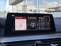 BMW 5-Serie Touring 520i High Executive / M-Sport Pakket / Automaat / Dealer-Onderhouden / Head-Up Display / Vol-Lederen Sportstoelen / Elektr.-Verstelbare Stoelen met Geheugen / Elektr.-Wegklapbare Trekhaak / Cruise-Control / Stoelverwarming / Draadloze-Telefoonlader / Adaptieve LED-Koplampen / Apple-Carplay & Android-Auto / Keyless / Radio-Bluetooth / Navi / Elektr.-Achterklep / PDC V+A met Camera / 18'' LMV / ENZ.