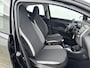 Toyota Aygo 1.0 VVT-i x-play | Dealer onderhouden | Bluetooth | Achteruitrijcamera | Elektrische ramen voor | Elektrische buitenspiegels |