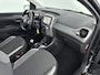 Toyota Aygo 1.0 VVT-i x-play | Dealer onderhouden | Bluetooth | Achteruitrijcamera | Elektrische ramen voor | Elektrische buitenspiegels |