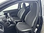 Toyota Aygo 1.0 VVT-i x-play | Dealer onderhouden | Bluetooth | Achteruitrijcamera | Elektrische ramen voor | Elektrische buitenspiegels |