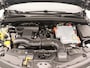 Renault Clio E-Tech Hybrid 140 R.S. Line | Elektrisch verwarmbare voorstoelen | EASY LINK navigatiesysteem met 9,3”  touchscreen incl. Apple CarPlayTM & Android AutoTM | Parkeersensoren v+a met achteruitrijcamera  |  Lichtmetalen wielen 17” ‘Magny Cours’