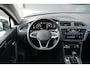 Volkswagen Tiguan 1.4 TSI eHybrid Elegance - Trekhaak - ACC - Massage - Stoel/Stuurverwarming - 360 - Blindspot - IQ LED - NIEUWSTAAT - Rijklaar