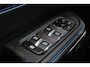 Lynk & Co 01 1.5 - Panorama/schuifdak - Adaptieve Cruise control met stuurovername - 360º Camera - Infinity Audio by Harman/Kardon - BLIS - Stoelverwarming voor - Adaptieve LED koplampen - Geïntegreerde dashcam voor - Elektr. bedienb. achterklep - Draadloze Apple Carplay & Android Auto - Keyless Entry & drive - 20' LMV