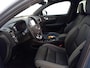 Volvo C40 Recharge Plus 69 kWh | Adaptieve Cruise Control | Panoramadak | Stoel-/Stuurverwarming | Dodehoek Detectie | Parkeercamera | Donker Getint Glas | 20" Velgen | Warmtepomp |