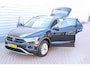 Volkswagen T-Roc 1.5 TSI Life Business O.a: Afn. Trekhaak, Camera, PDC, ACC, Clima, Etc. All-in prijs!