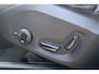 Volvo XC60 2.0 T5 AWD R-Design | Trekhaak | 360 Graden Camera | Parkeerassistent | Parkeerverwarming | Harman Kardon Audio | Panoramadak | Stoelverwarming | LED Koplampen Adaptief | Keyless Entry | Elektrische Achterklep | Navigatie | Apple Carplay | Android Auto