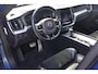 Volvo XC60 2.0 T5 AWD R-Design | Trekhaak | 360 Graden Camera | Parkeerassistent | Parkeerverwarming | Harman Kardon Audio | Panoramadak | Stoelverwarming | LED Koplampen Adaptief | Keyless Entry | Elektrische Achterklep | Navigatie | Apple Carplay | Android Auto