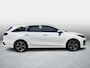 Kia Ceed Sportswagon 1.6 GDI PHEV ExecutiveLine SOH 92,3 / Panoramadak / JBL / Stoelverwarming & Ventilatie / Achterbank Verwarming / Adaptieve Cruise / Memory Stoelen / Dealeronderhouden /