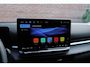 Volkswagen T-Roc 1.5 eTSi 150pk DSG R-Line - Adaptive cruise - Apple CarPlay - Achteruitrijcamera - Keyless entry - Stoelverwarming - Elektrische achterklep - Dodehoekdetectie - Parkeersensoren