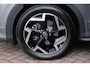 Volkswagen T-Roc 1.5 eTSi 150pk DSG R-Line - Adaptive cruise - Apple CarPlay - Achteruitrijcamera - Keyless entry - Stoelverwarming - Elektrische achterklep - Dodehoekdetectie - Parkeersensoren