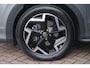 Volkswagen T-Roc 1.5 eTSi 150pk DSG R-Line - Adaptive cruise - Apple CarPlay - Achteruitrijcamera - Keyless entry - Stoelverwarming - Elektrische achterklep - Dodehoekdetectie - Parkeersensoren
